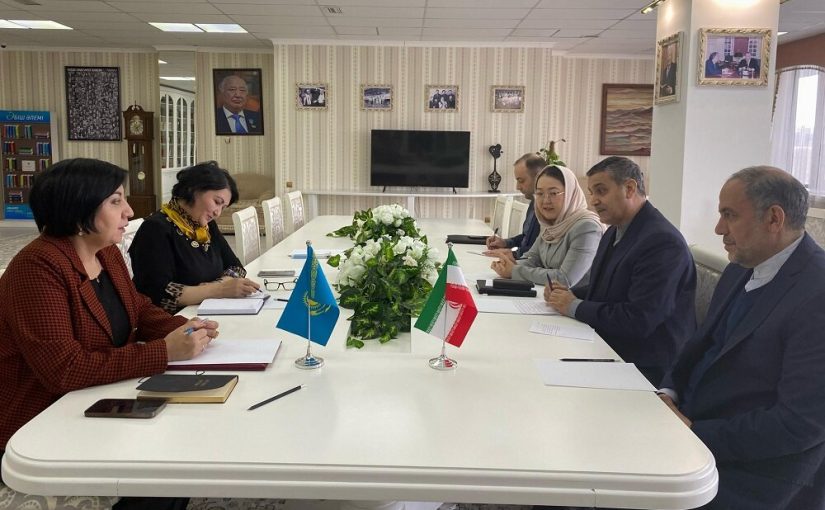 علاقه کتابداران قزاقستان به استفاده از تجربیات ایران